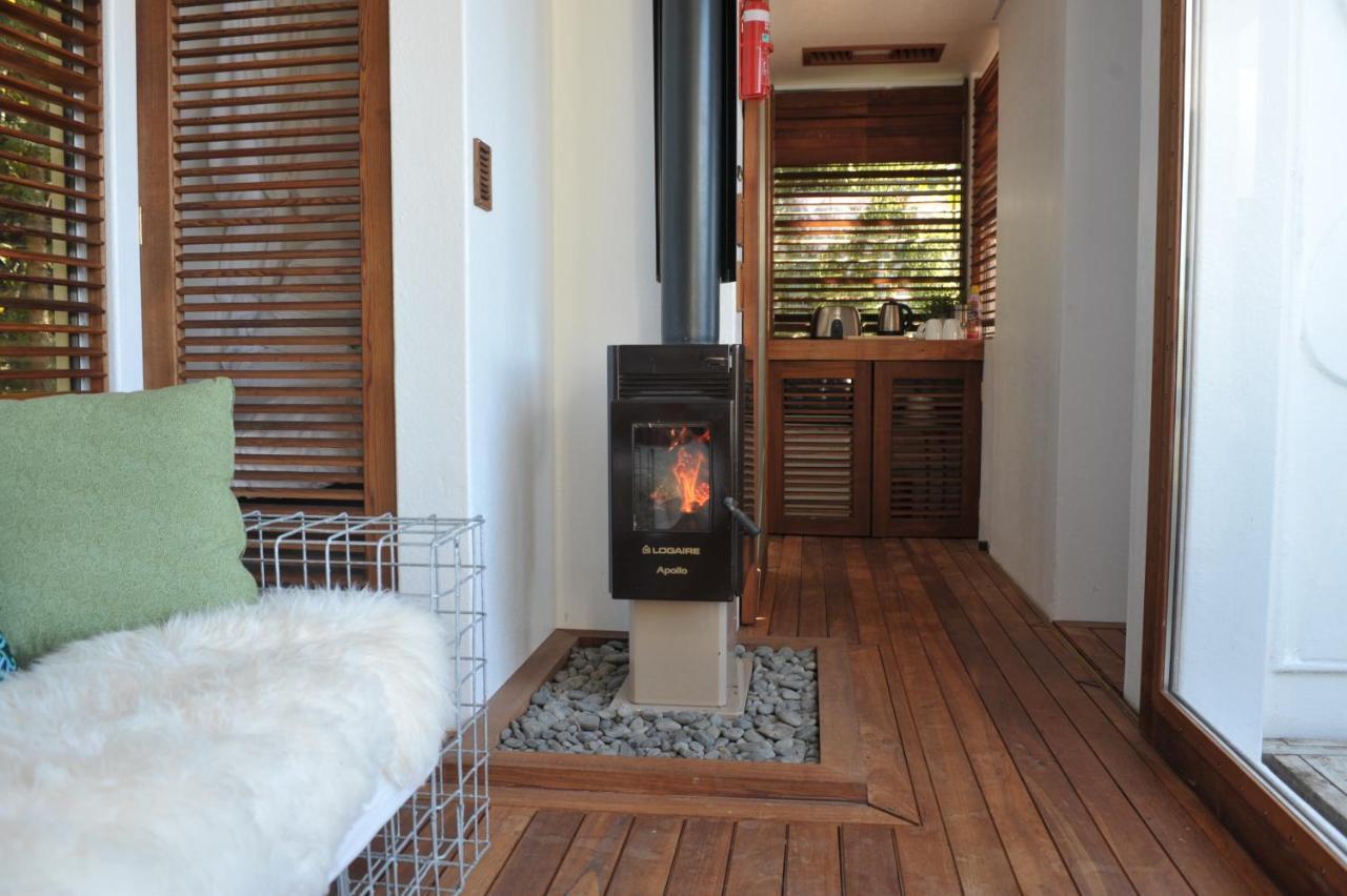 Te Whare -Lake Tarawera Tree-Top Nest מראה חיצוני תמונה