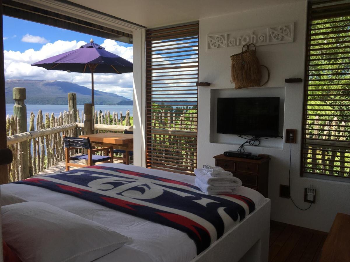 Te Whare -Lake Tarawera Tree-Top Nest מראה חיצוני תמונה